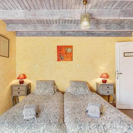 D'hotes Le Montagn'art Bed & Breakfast 4*
